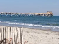 “Castaways" Atlantic Beach Family Fun Cottage