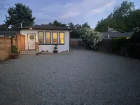 Newly renovated studio with farm and mountain view’s! 5 minutes to Jacksonville.