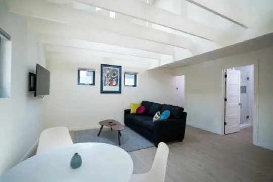 Downtown Bend Vacation Cottage