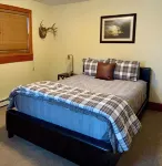 Spectacular Views of Swan Mountain Range~Spacious Home~Perfect for Entertaining