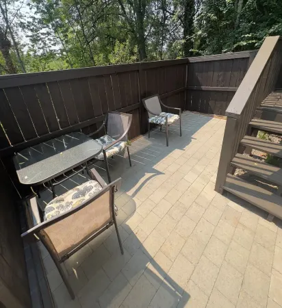 2-bedroom vacation home just 13 minutes drive to Moda Center