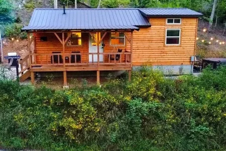 Hill Haven - Secluded Rrg Cabin + Hot Tub