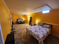 1Br Close to Mtu, Keweenaw, Houghton w/Full Amenities on the Sxs SnowmobileTrail