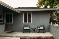 Fun & Stylish Home - Perfect for Groups *Denver-Boulder* Sleeps 14