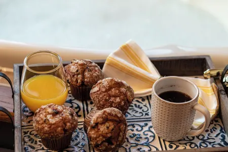 Golden Meadows Escape: A Luxurious Country Retreat