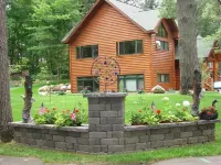 Eagle Pines: Rare, Beautiful North Shore of Gull Lake Hotels in Nisswa