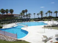 1st line of beach, urb Las Americas; Ideal for relaxation of the whole family