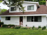 Lovely Downtown Home in Beautiful Beach Town of Charlevoix