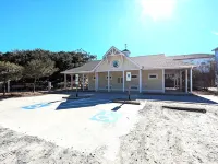 Holiday Savings Thru Jan 4th! 5 Min. Walk to Beach! New in '24. Premier Host!