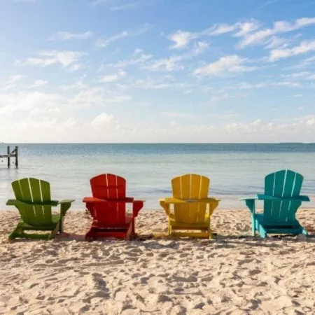 Islamorada Boaters Paradise with 70' Dock and private beach access..