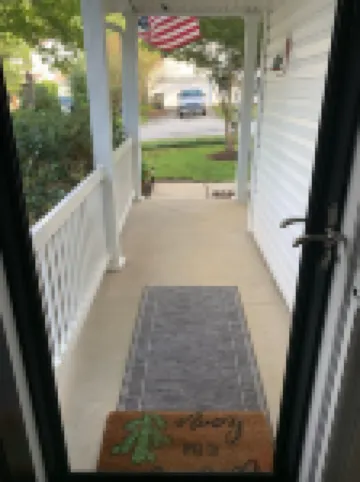 Pet friendly 1,150 sqft one story, 3 bedrooms, 2 full bath home