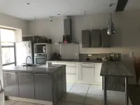 Renovated winegrower's house Hotels in Fleury