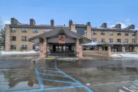 Cozy Private King Suite with Unbeatable Amenities and View in Cedar Breaks Lodge