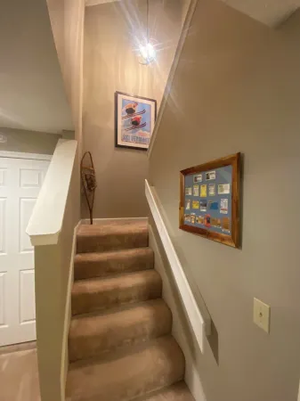 OKEMO WINTERPLACE Best Location, Ski-In/Ski-Out 4BR/3BATH + LOFT.  Spacious. Отели в г. Ладлоу