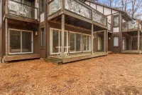 Stunning Creekside Condo at  Shanty Creek w/short drive to Short's