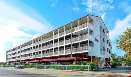 Studio Charm w/ Deck, Fireplace & Fooseball!: Walk to Beach, Boardwalk & Dining!