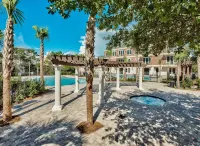 Luxurious 3 BR Condo overlooking 30A nestled between Rosemary & Alys Beach