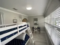 Upscale 3 BR Condo w/Pool and Fabulous Location!