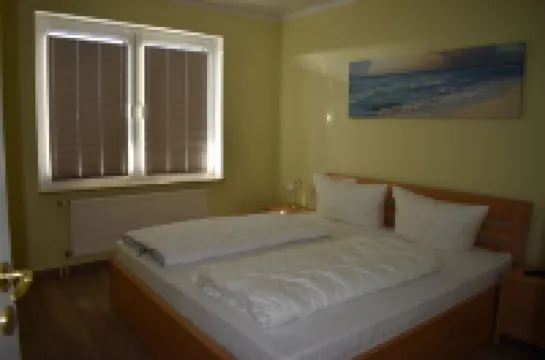 Haus zum Strand "Perle" in beautiful nature close to the Baltic Sea in Barendorf