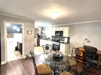 David's Place, Relaxing, calm 3 bedroom 2 full baths in a quiet neighborhood. Hotels in Monroe