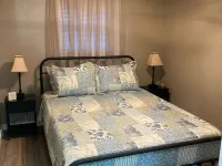 Mountain Laurel House Hotels in Tug Hardee