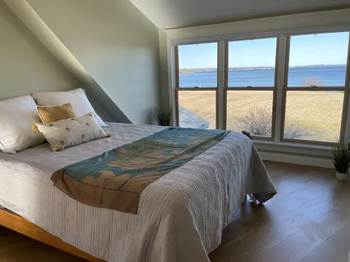 Lamoine Beach House