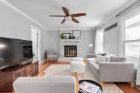 Spacious 5-bedroom house with AC and WiFi in delightful Mechanicsville