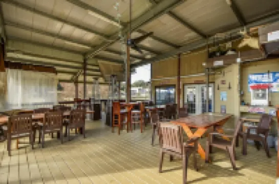 Spacious Lake Travis retreat with stunning views and huge gameroom!