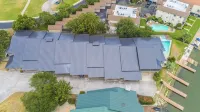 Luxury condo, DISCOUNTED RATES…steps to Lake, sleeps 10, near Yacht Club!