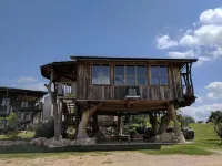 Las Palmas Tree Haus - Cloud Lane