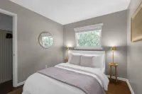 Modern 5 Bed, 2 Bath Home w/ Outdoor Patio! Near OSU
