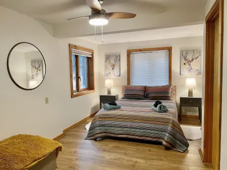 Peaceful Relaxing Lodge in Waterville Valley Отели в г. Торнтон