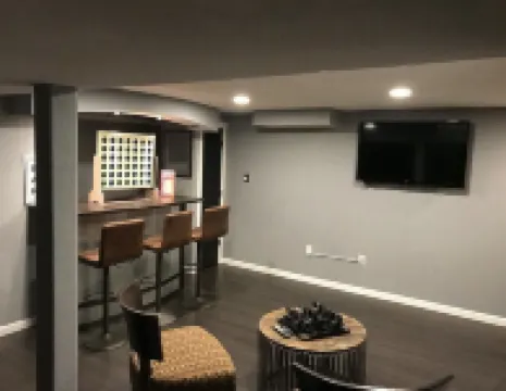 Executive Brown Deer Home with 4 Bedrooms 6 Beds 2.5 Baths Big Screen Media Room Hotels in Brown Deer