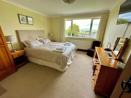 Two bedroom holiday cottage in a quiet rural location. Hotels in Looe