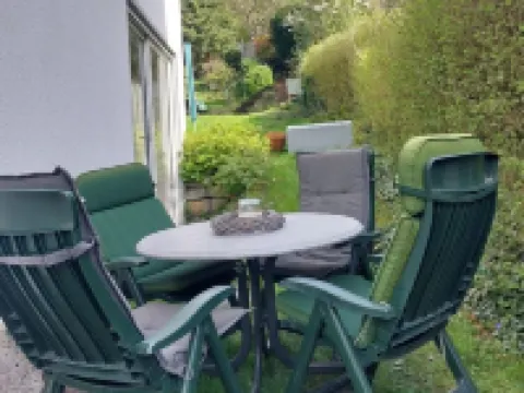 Helle Wohnung mit Eigenem Gartenstück Hotels in Arnsberg