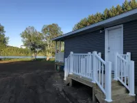 Escanaba River Modern Retreat • 10 Min to Town