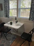 西端微型小屋（帶私人露台）