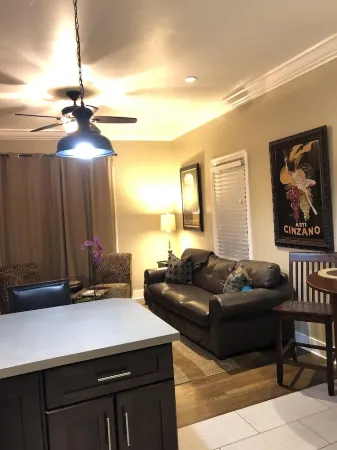 Available * Downtown Napa- Beautifully Remodeled --2Bedroom 2 Bathroom Home