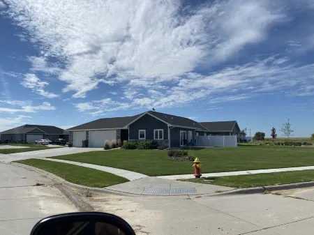 Spacious new home with a country feel. Отели рядом с достопримечательностью «Парк Харви»