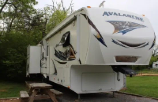 Luxury 5th Wheel Glamping In Style In Historic Mentone,  Alabama