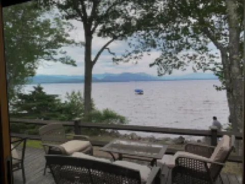 Lake & Mountain Retreat - Summer Adventures & Winter Escape 奧西皮酒店