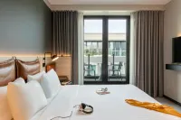 Moxy Brussels City Center - balcony