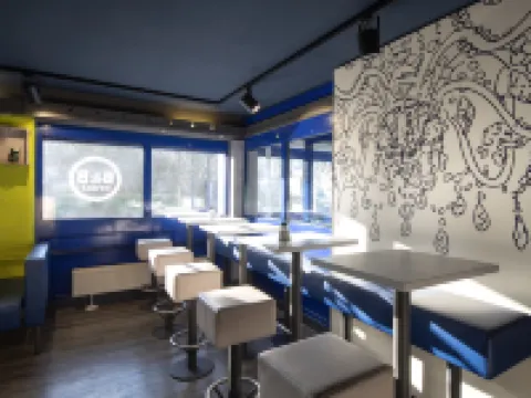 B&B ホテル デューレン デューレンのホテル