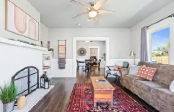 Stay Downtown Waco! Close to Magnolia, Baylor, Cameron Park