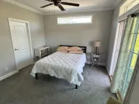 Steinhatchee riverfront. Fishing, scalloping and relaxation yours for the asking Hotels in Steinhatchee