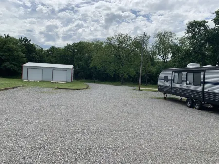 Durant 4BDR house/56 acres less than a 1/2 mile/Choctaw Casino