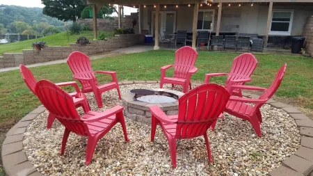 Pet Friendly, Scenic, Eureka, St Louis, Nurse, Insurance, Contractor Spec. Rates