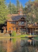 Gramma's 4BR Home, Lake, Wooded, Hot Tub, Swim, Swings, Gated Estate, Gorgeous