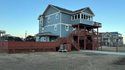 OCEAN view Premium Budget friendly Vacation rental. Minute walk to beach Отели рядом с достопримечательностью «Outer Banks»