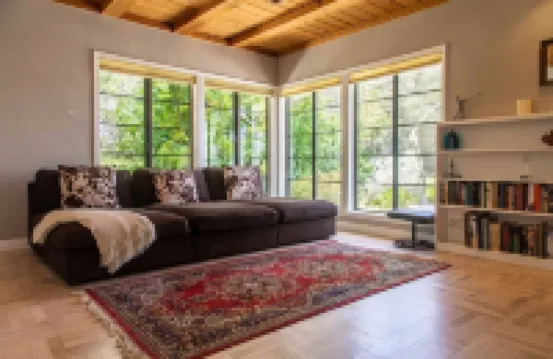 LUXURIOUS- LOS ANGELES- SINGLE STORY- HOME-PANORAMIC VIEW-POOL-SPA